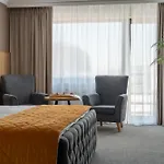 Mazurkowa & Wesela & Imprezy & Konferencje Jelenia Gora, Obok Restauracja Mazurkowa *