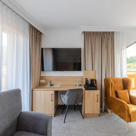 Mazurkowa - Z Widokiem Na Karkonosze I Sniezke, Darmowy Parking, Obok Restauracja Mazurkowa ホテル イェレニャ・グーラ