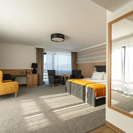 Mazurkowa - Z Widokiem Na Karkonosze I Sniezke, Darmowy Parking, Obok Restauracja Mazurkowa * イェレニャ・グーラ