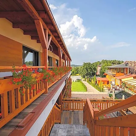 Mazurkowa & Wesela & Imprezy & Konferencje Jelenia Gora, Obok Restauracja Mazurkowa *